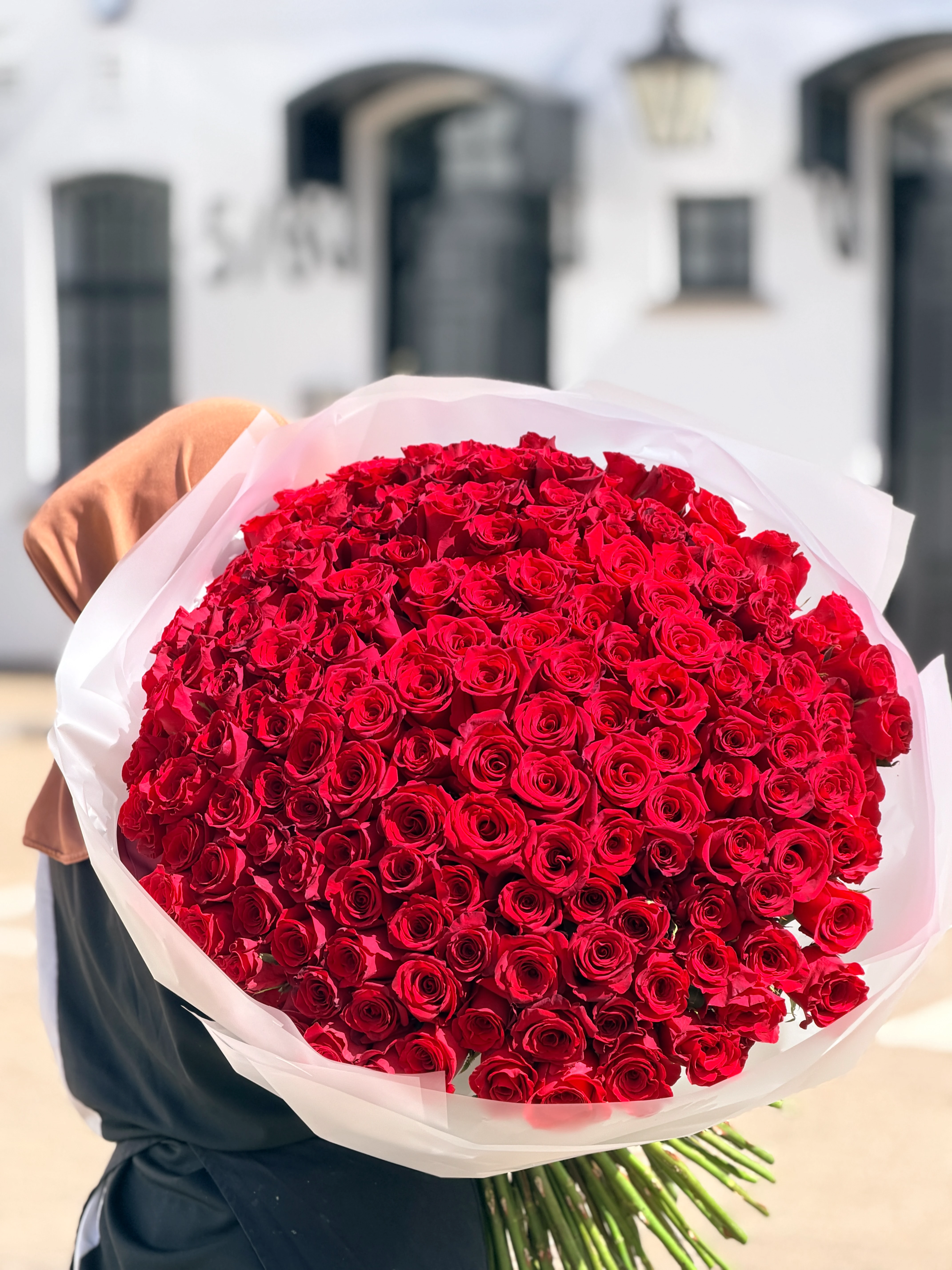 Graduation Flowers London: Beautiful Bouquets for Your Graduate