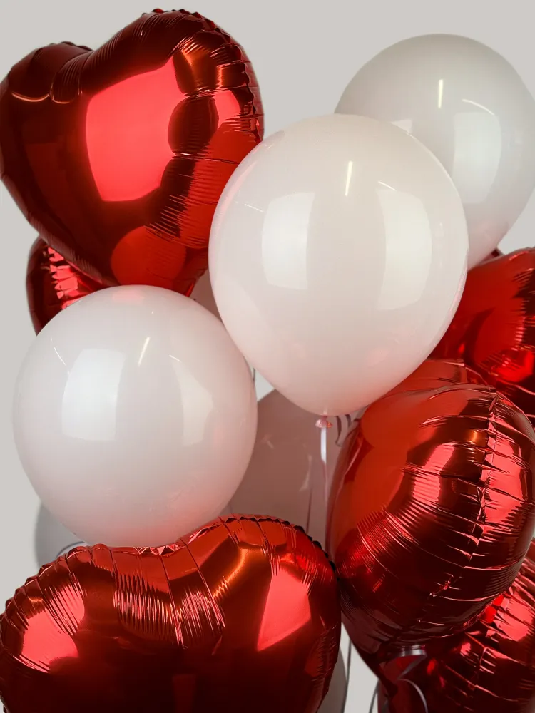 6 red heart and 7 white balloon set (helium inflated)