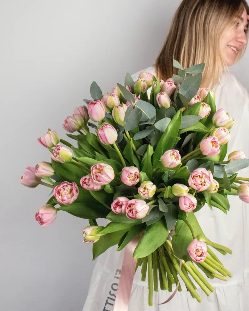 Luxe pink peony tulip bouquet with lush eucalyptus — Floritta