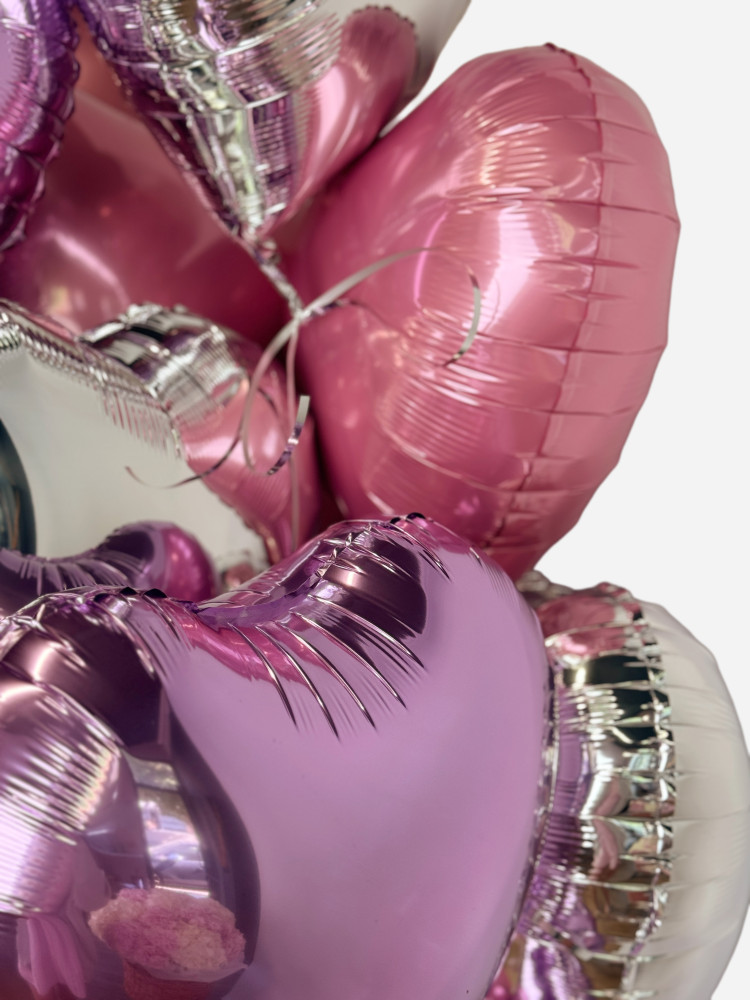 15 pink metallic heart foil balloons (helium inflated)