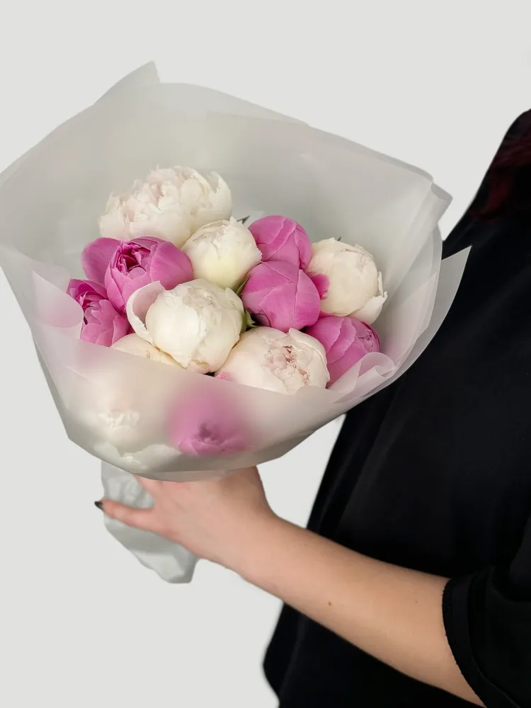 Pink & ivory peony charm (12 peonies)