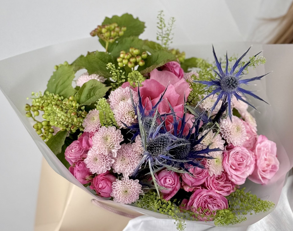 Botanic kiss – garden-inspired bouquet