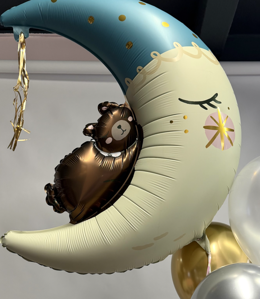 Teddy on the blue moon (5 balloons helium inflated)