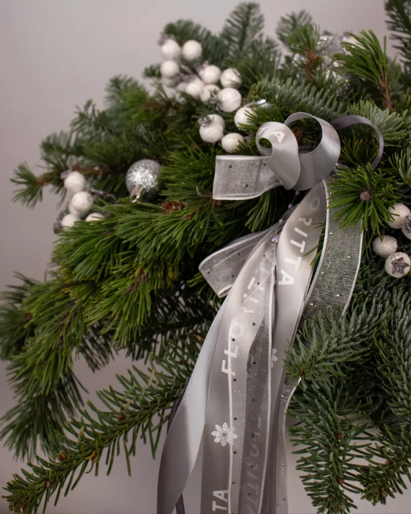 Winter wonderland candle centrepiece