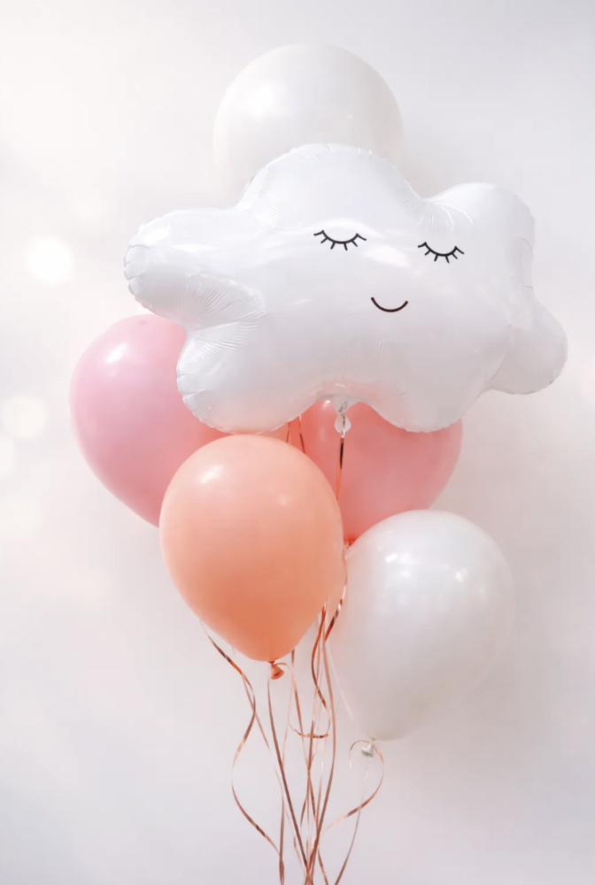White cloud foil balloon with pink and peach latex balloons — Floritta