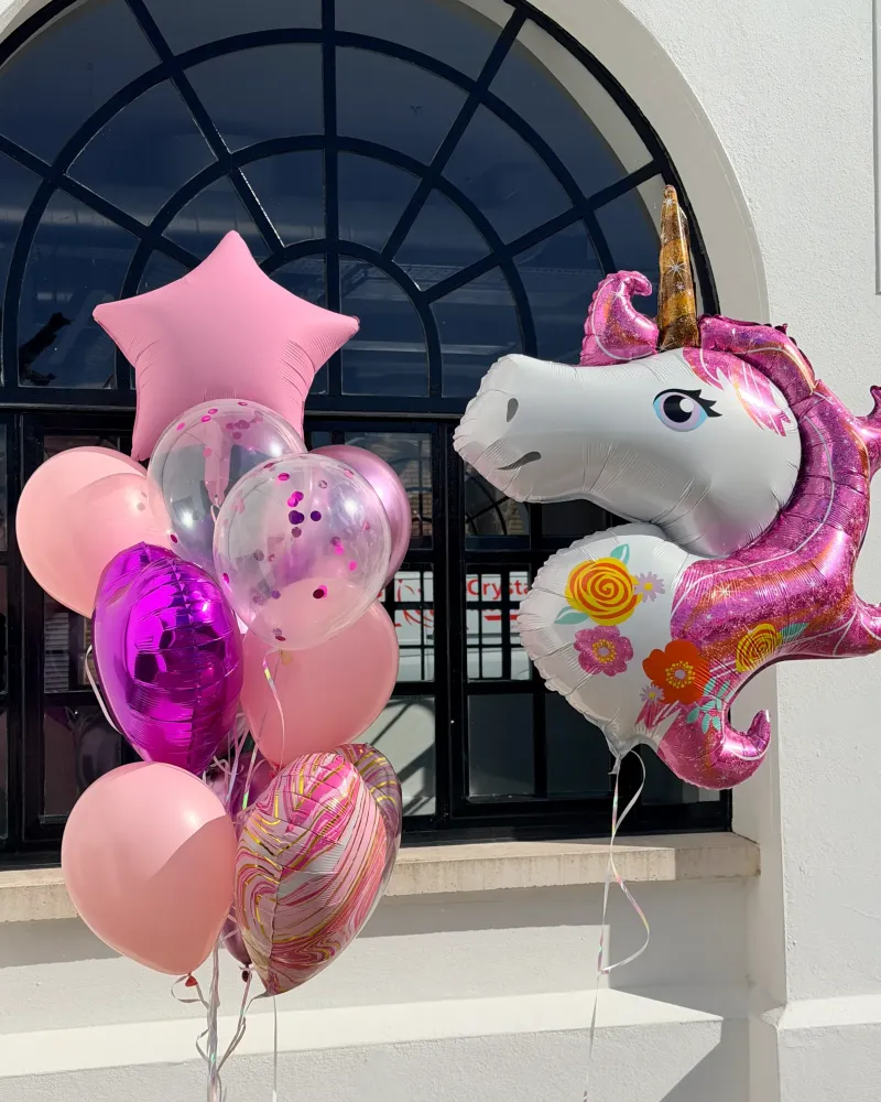 Unicorn character balloon bunch with pink and magenta accents — Floritta