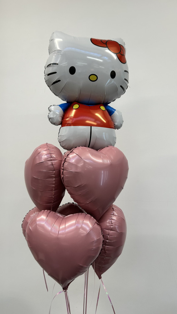 Hello Kitty character balloon stack with mauve hearts — Floritta gift