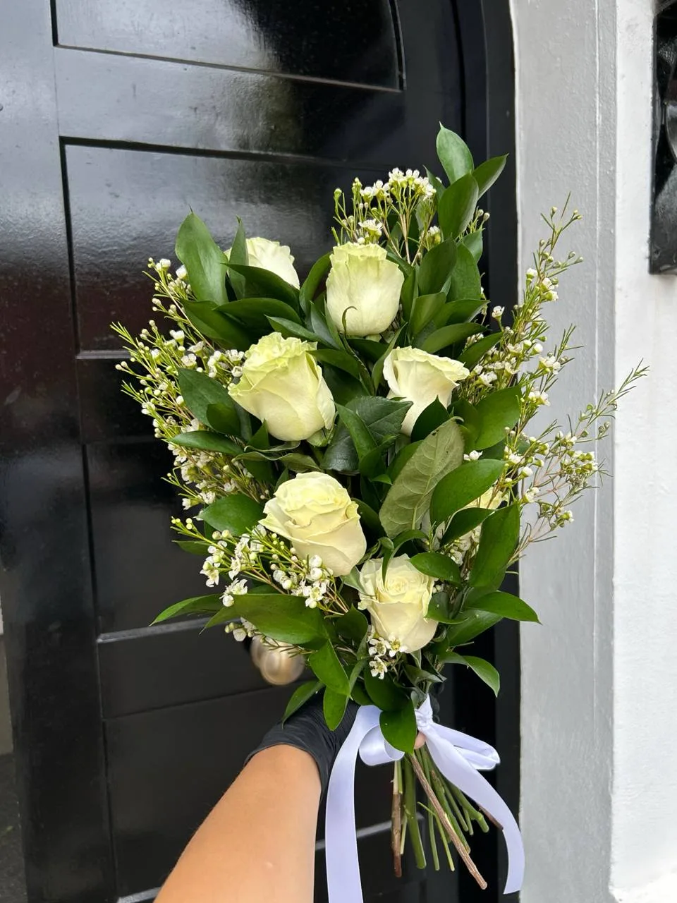 White rose honour spray