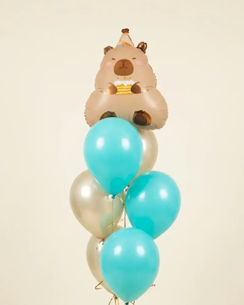 Turquoise and cream balloons with bear character topper — Floritta