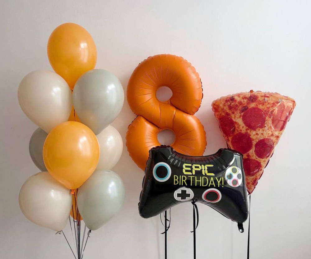 Vibrant birthday balloon bouquet with pizza and gaming controller — Floritta