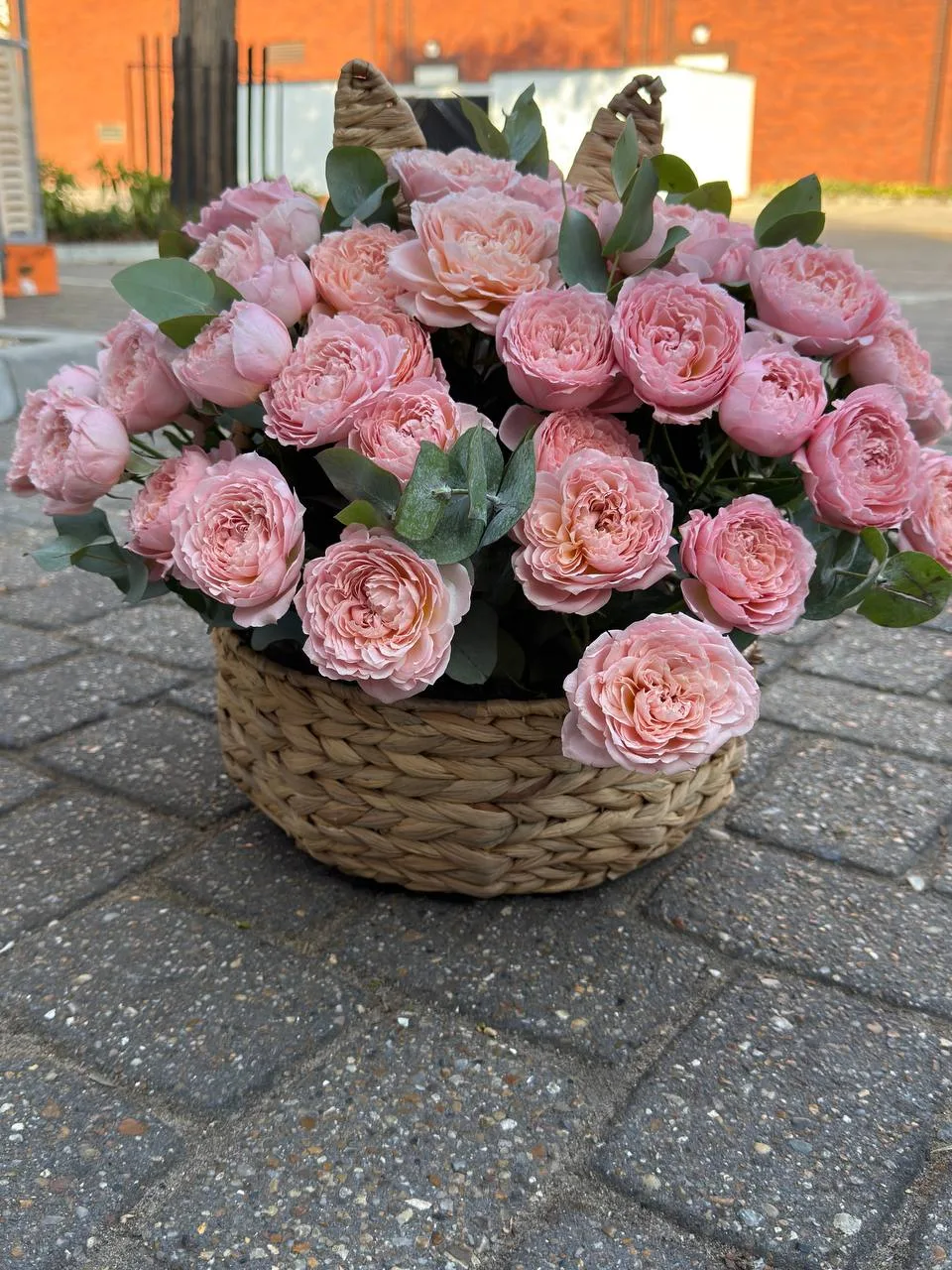 Peony roses elegance basket