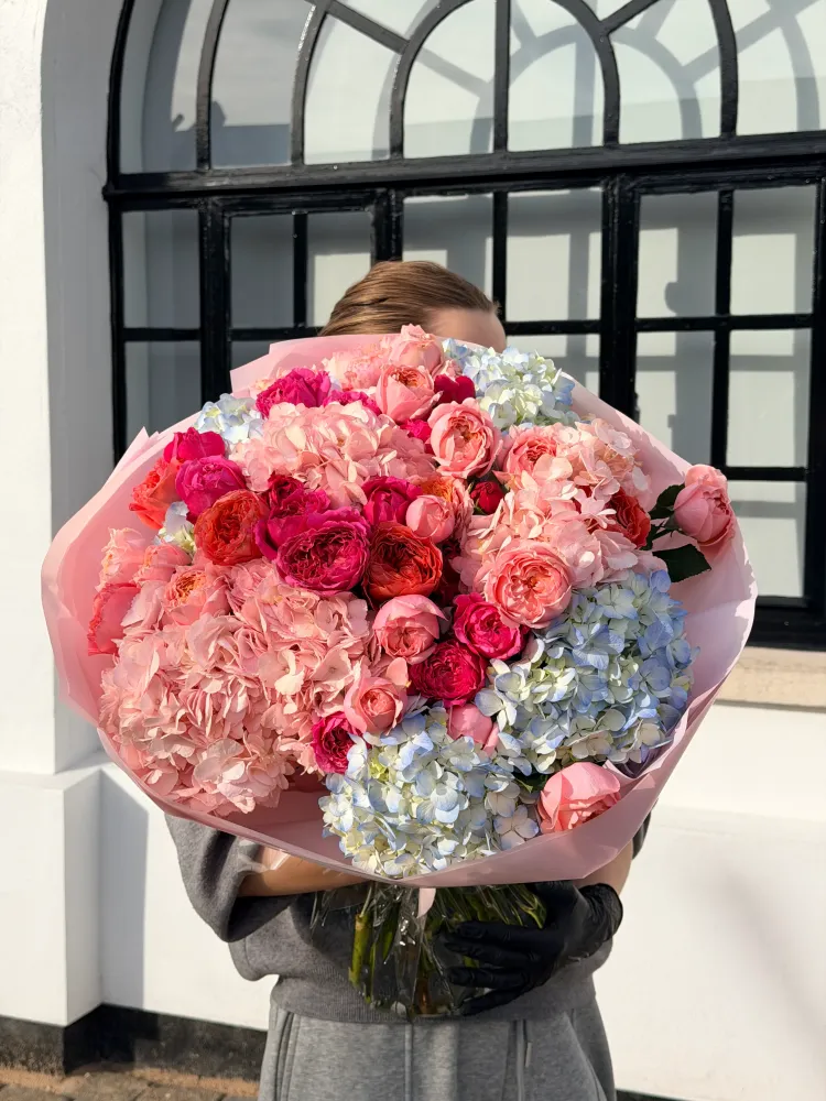Mayfair soft romance set (mix bouquet & teddy)