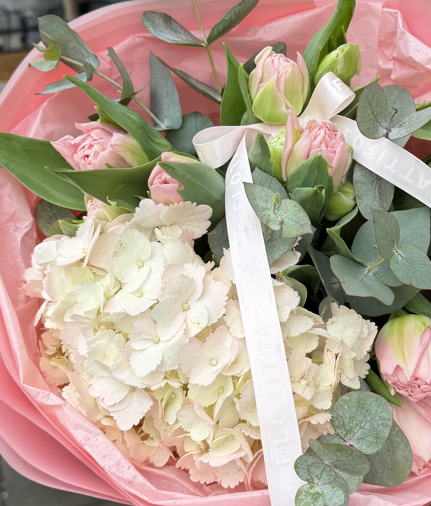 Pink poem in bloom (hydrangeas & tulips)