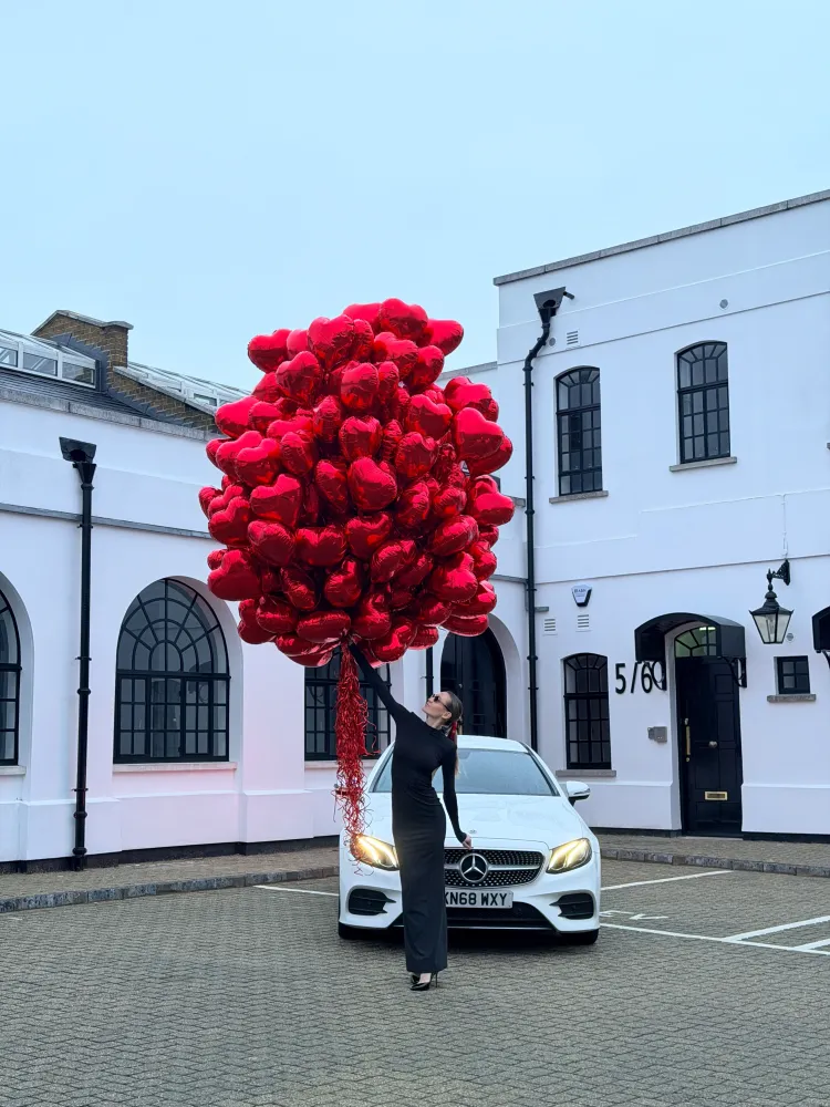 200 fabulous red heart balloons