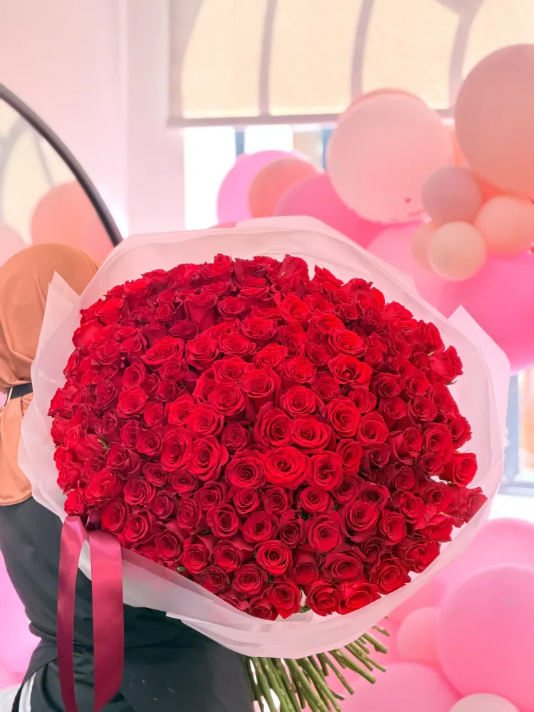 Empire of roses - 180 red roses bouquet