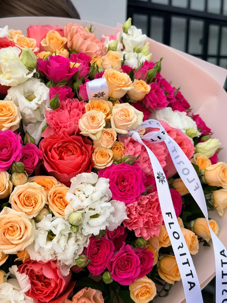 Bright mix of roses