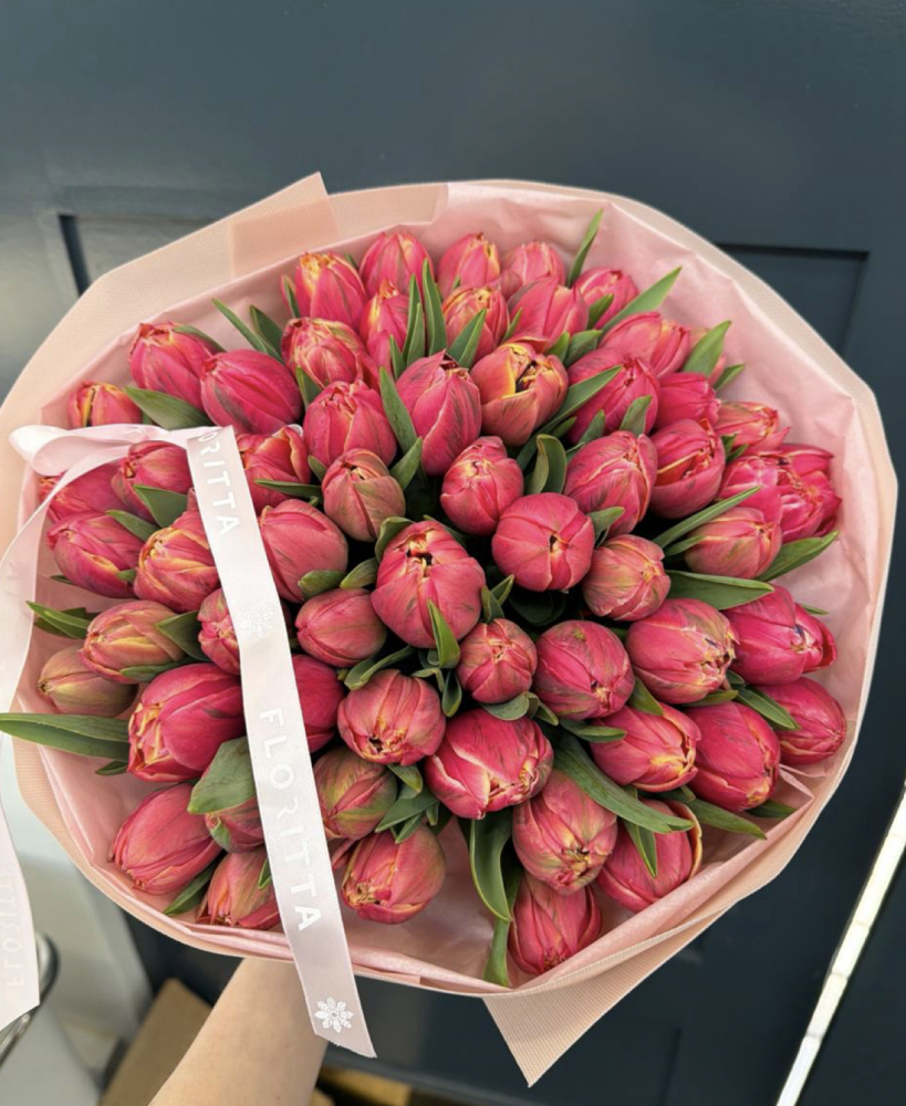 Coral blush signature ( 50 Columbus tulips)