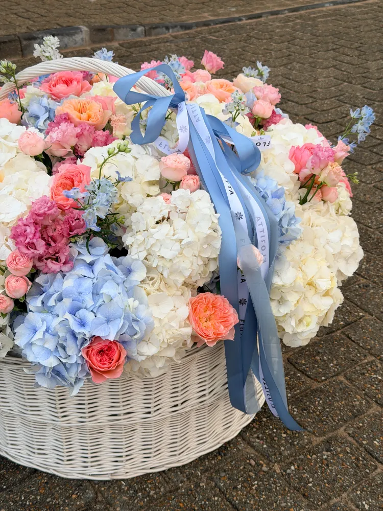 Grand garden vessel basket (hydrangeas & peony roses)