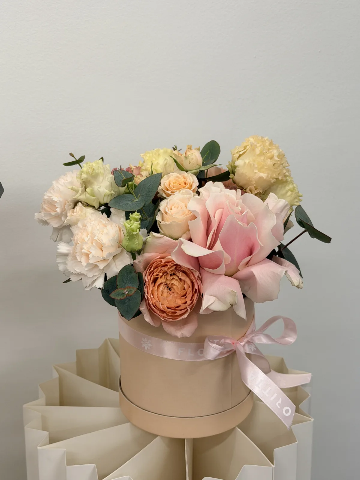 Peach whisper box