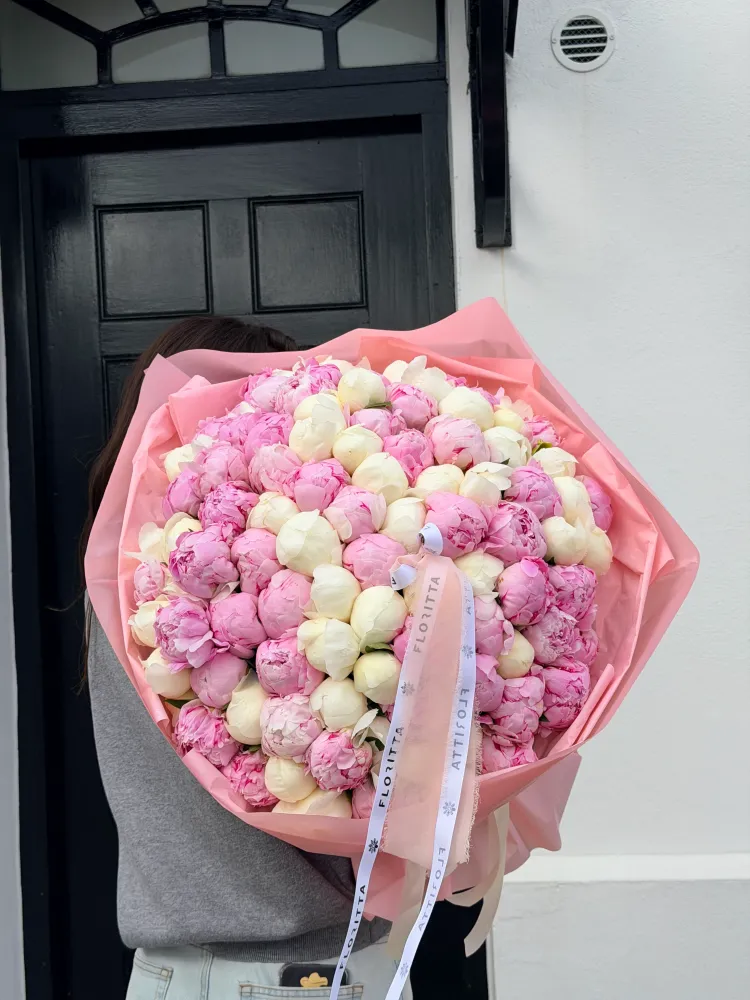 100 pink & white peonies