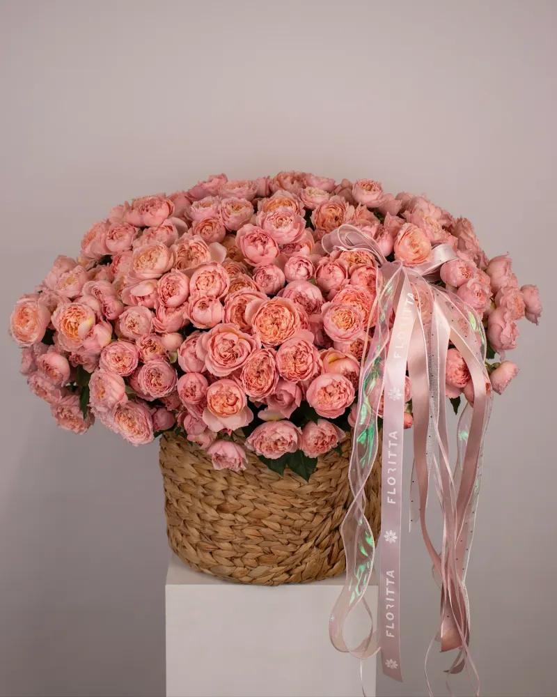 Full luxury arrangement of blush peonies and coral roses with silk ribbons — Floritta