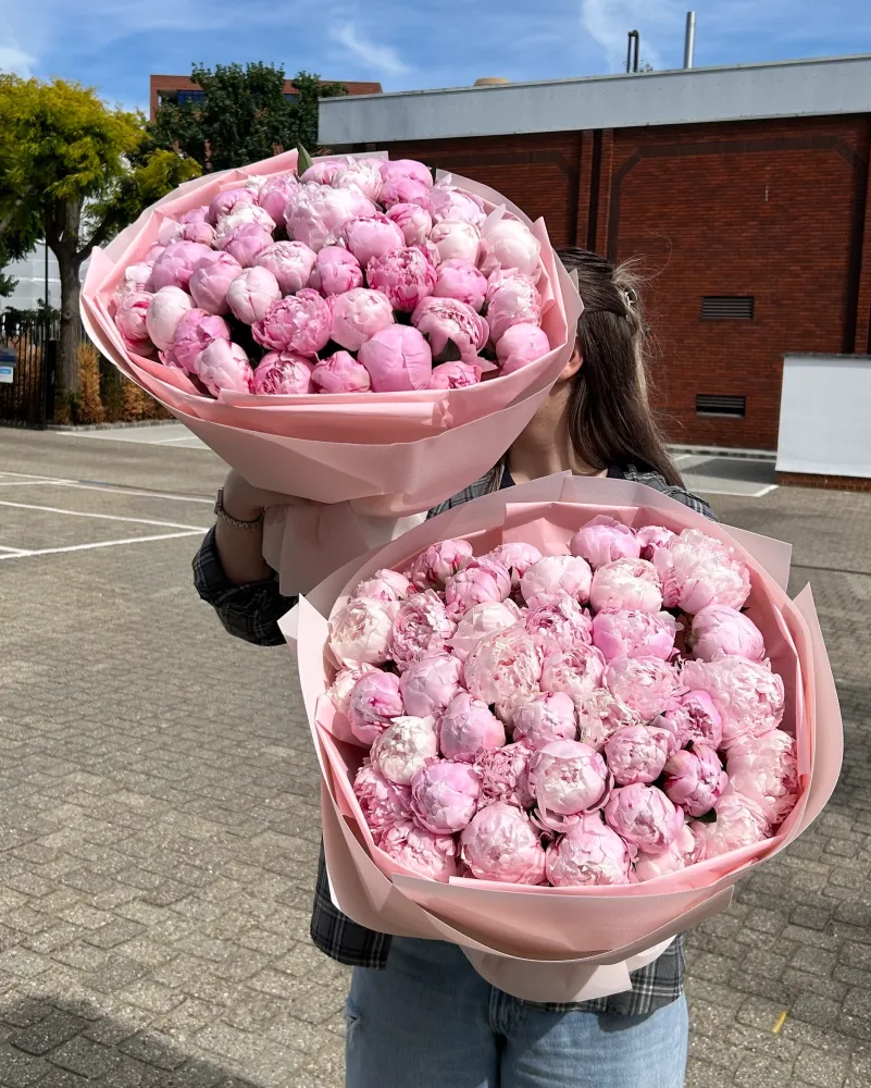 Luxe pink peony bouquets in soft paper wrap — Floritta London delivery