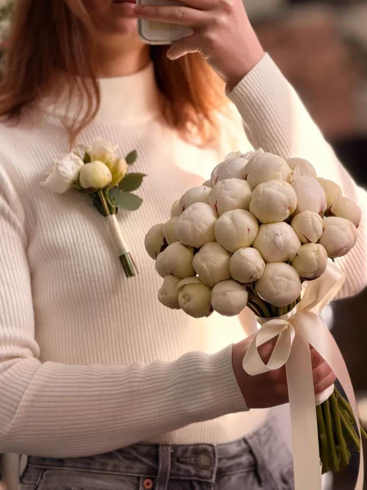 Ivory peony bridal set (white peony bouquet + matching boutonnière)