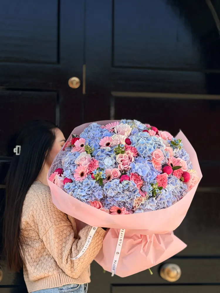 Bluebell & Blush (hydrangeas, roses & gerberas)
