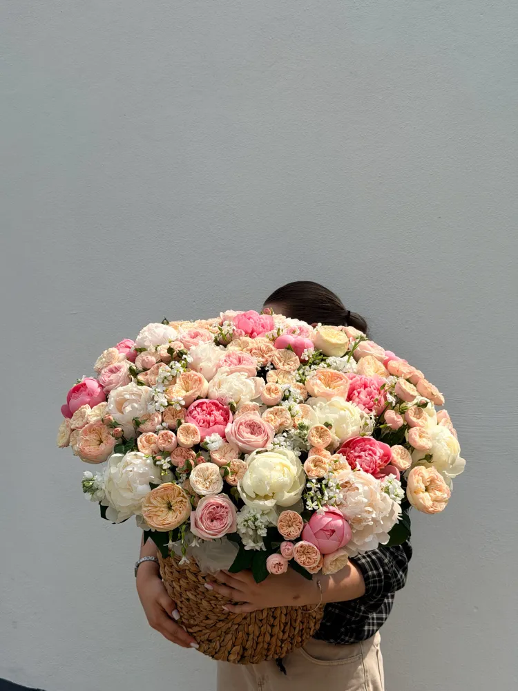 Garden gate basket (garden roses, peonies, peony roses)