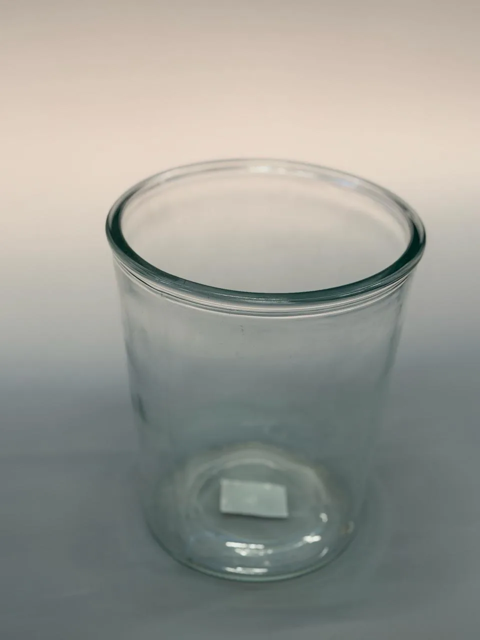 Clear glass tapered vase 21cm (16cm rim)