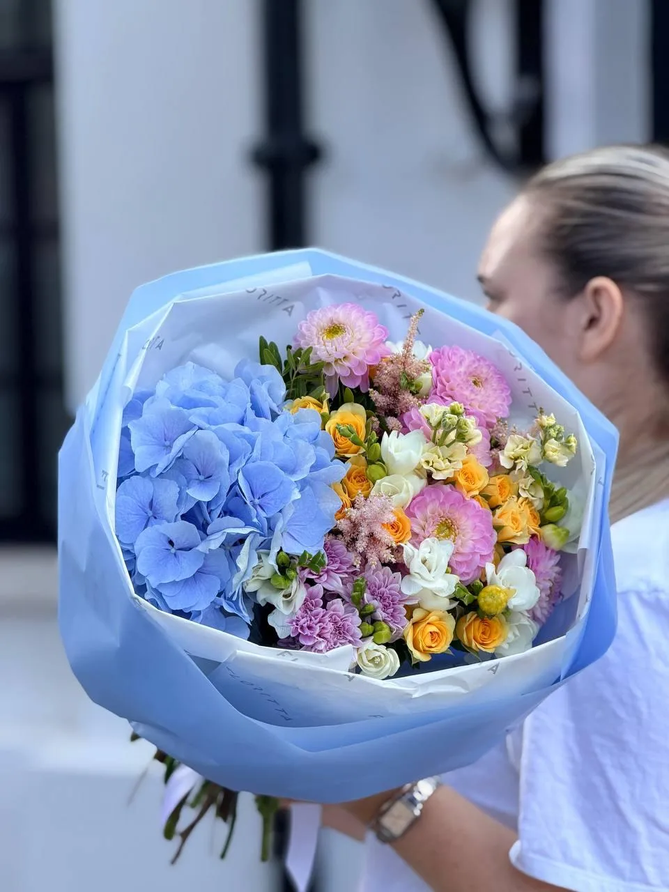 Blue hydrangea & dahlia bouquet (hydrangeas, dahlias, spray roses, astilbe)