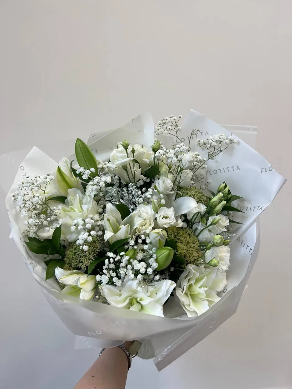 White lily & lisianthus bouquet (lilies, lisianthus, gypsophila, sedum)