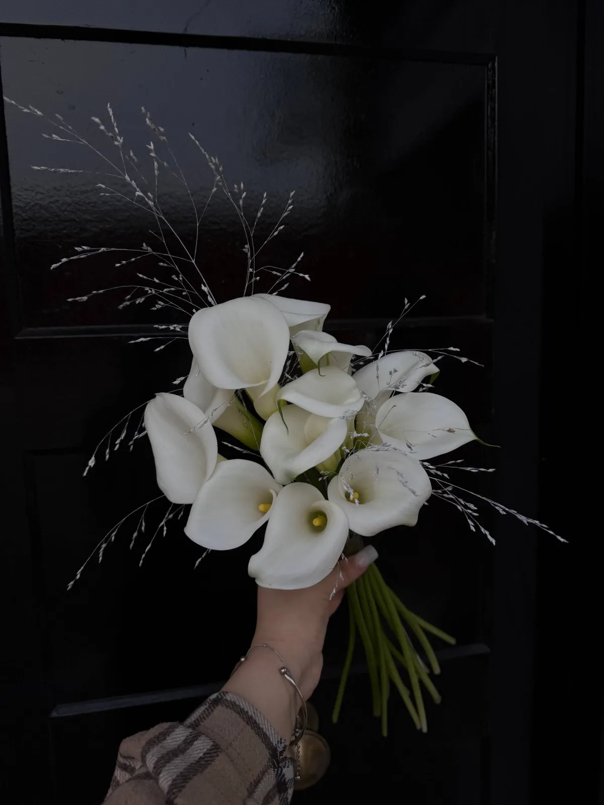 Swan lake (bridal callas & matching boutonnière)