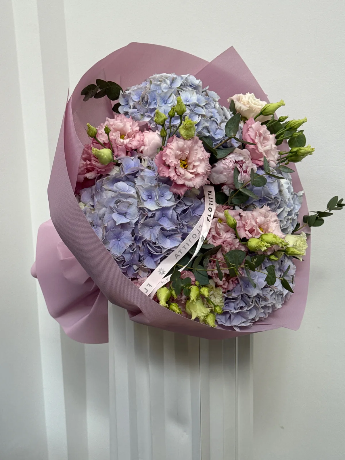Dusk bloom (blue hydrangeas & lisianthus)