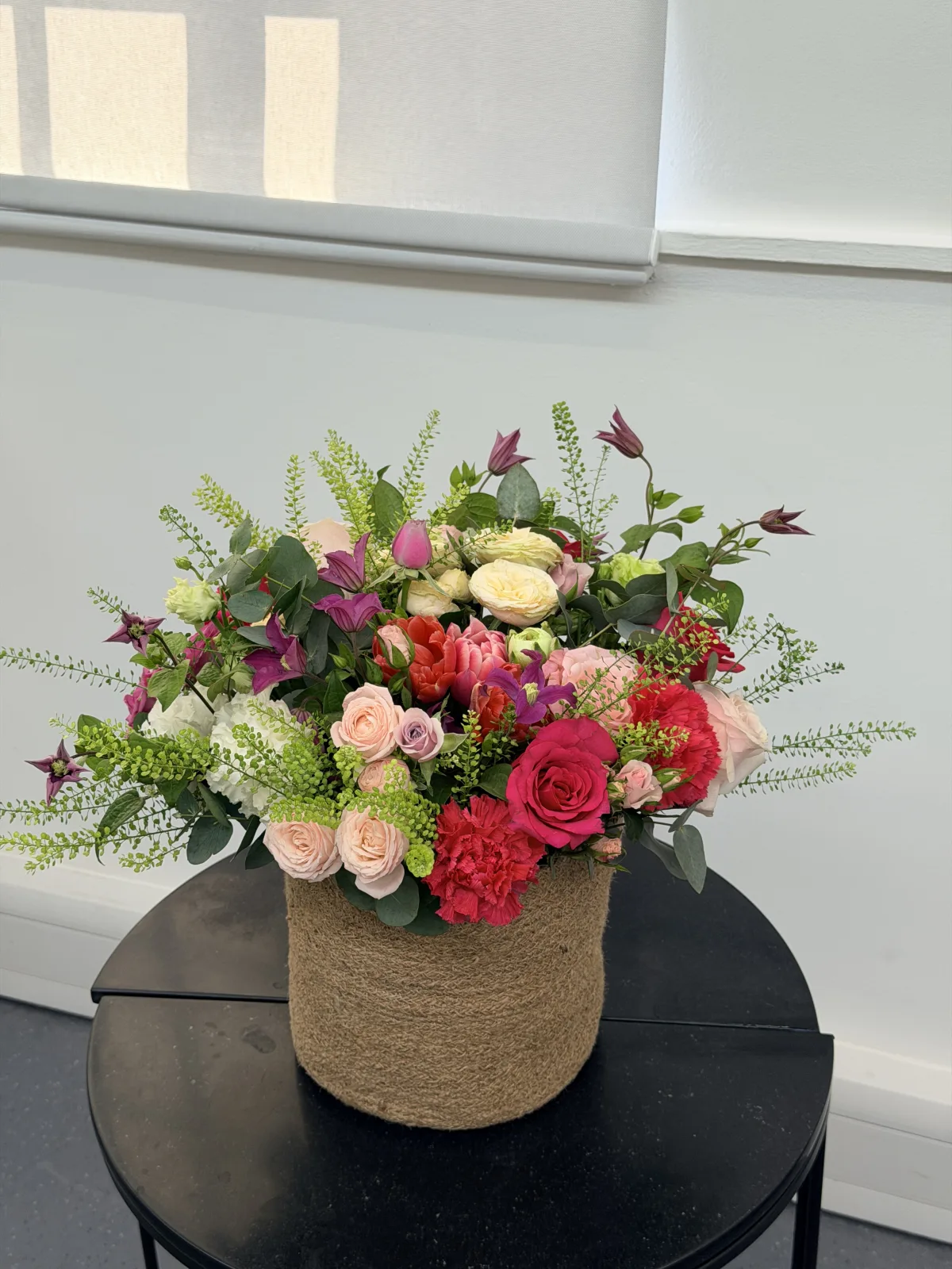 Wild heart jute pot (roses, carnations & clematis)