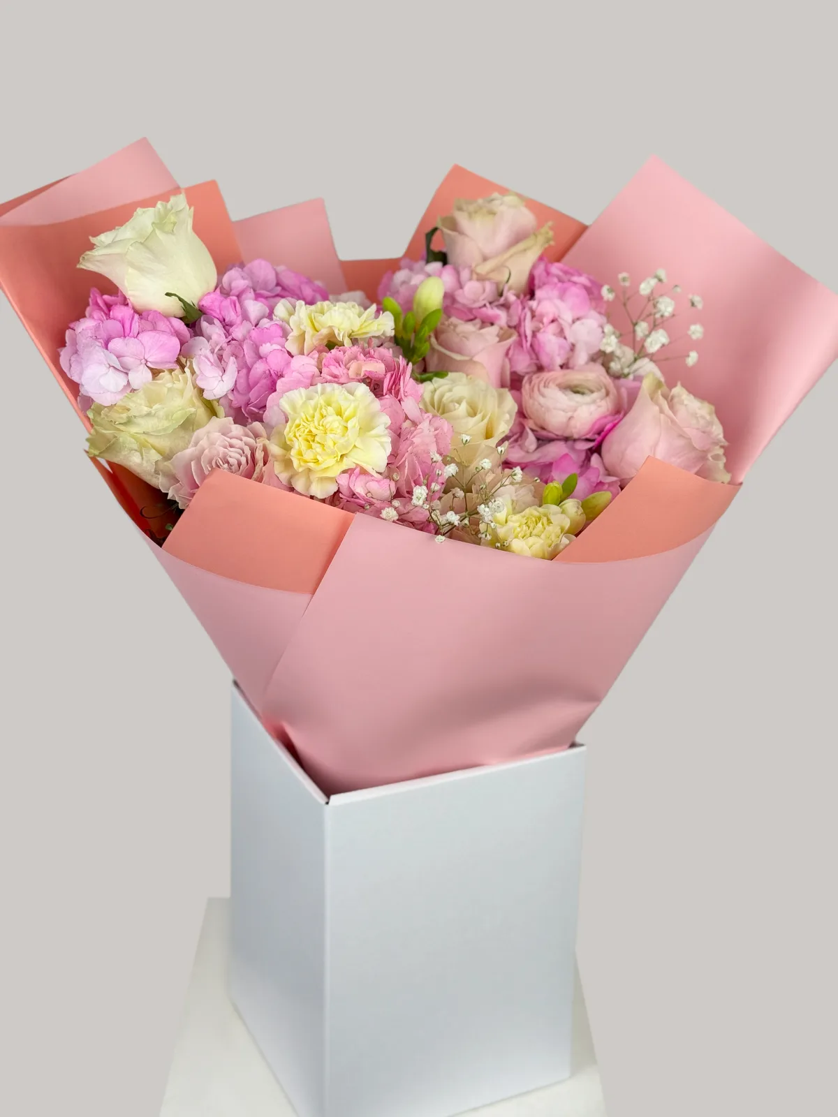 Sorbet garden bouquet (hydrangeas, carnations & ranunculus)